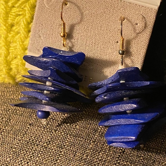 🌸4 for $20 dangly deep blue modern art earrings - Picture 4 of 6